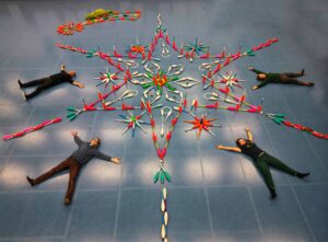 PassOut Goirle 2025-2026: Gymnast clubs arranged in star pattern with four people. - Passing Zone